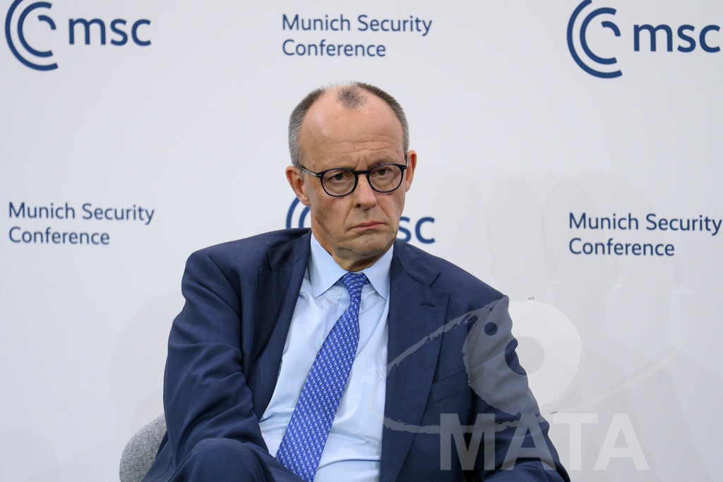 _DWA4705 | MATA IndoCon - Realized with Pictrs.com