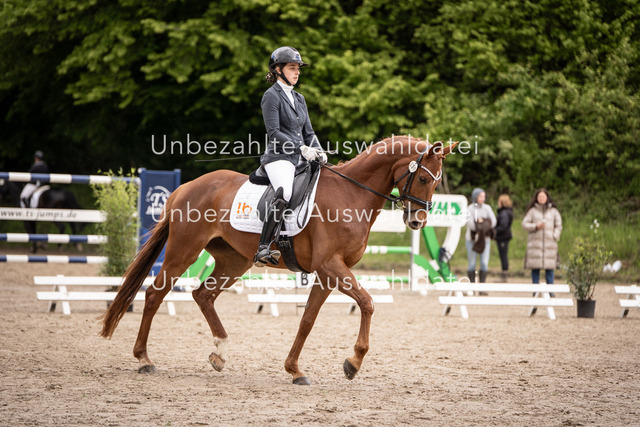 Bad_Meinberg_03251 | saradresslerfotografie - Realisiert mit Pictrs.com