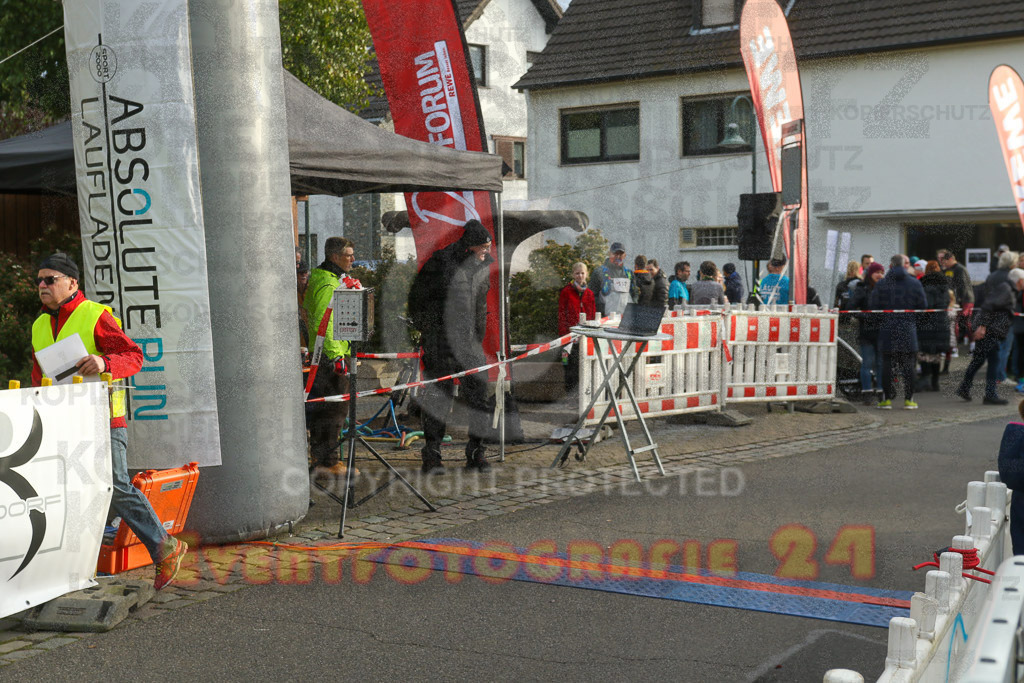 221127_1104_EV9_1692 | Sportfotografie im Rhein-Sieg Kreis, Köln, Bonn, NRW, Rheinland Pfalz, Hessen, etc. Unser Tätigkeitsfeld umfasst den Laufsport vom Volkslauf über den Marathon, Duathlon, Triathon bis zum Ultralauf wie Kölnpfad Ultra oder Schindertrail.