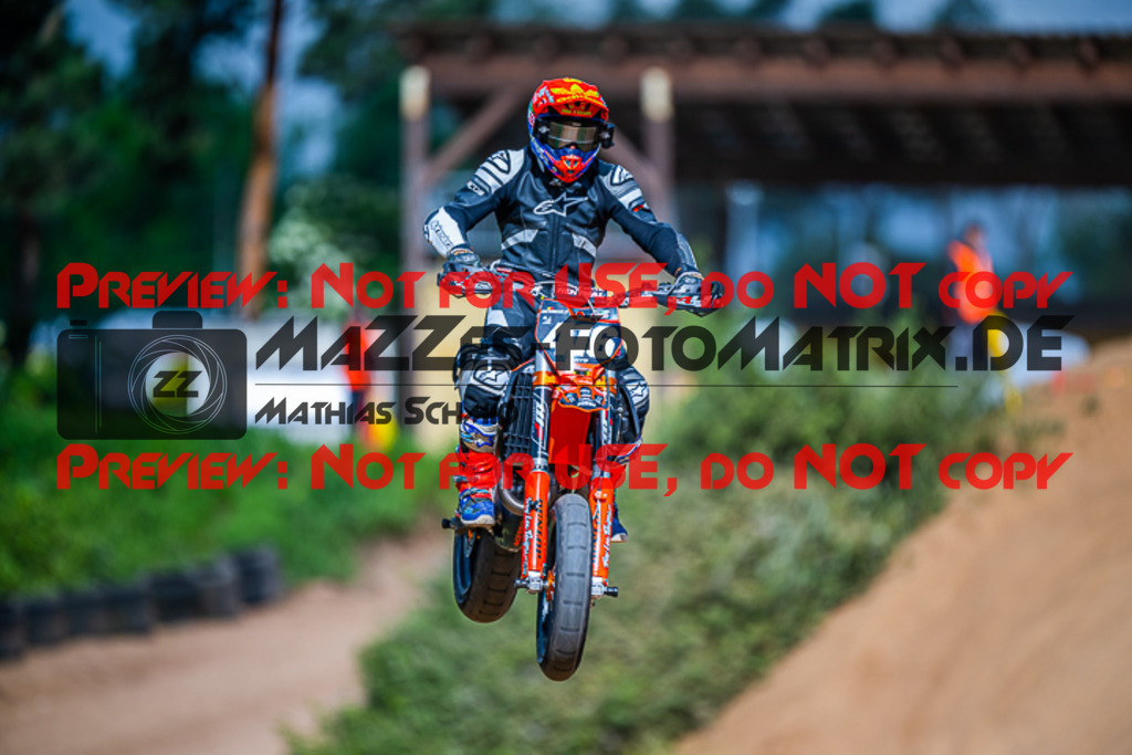 MaZZes_FotoMatrix_220528_6904 | Fotograf Mathias Schmid
Sportfotograf,
Eventfotograf,
Hochzeitsfotograf,
Portraitfotograf