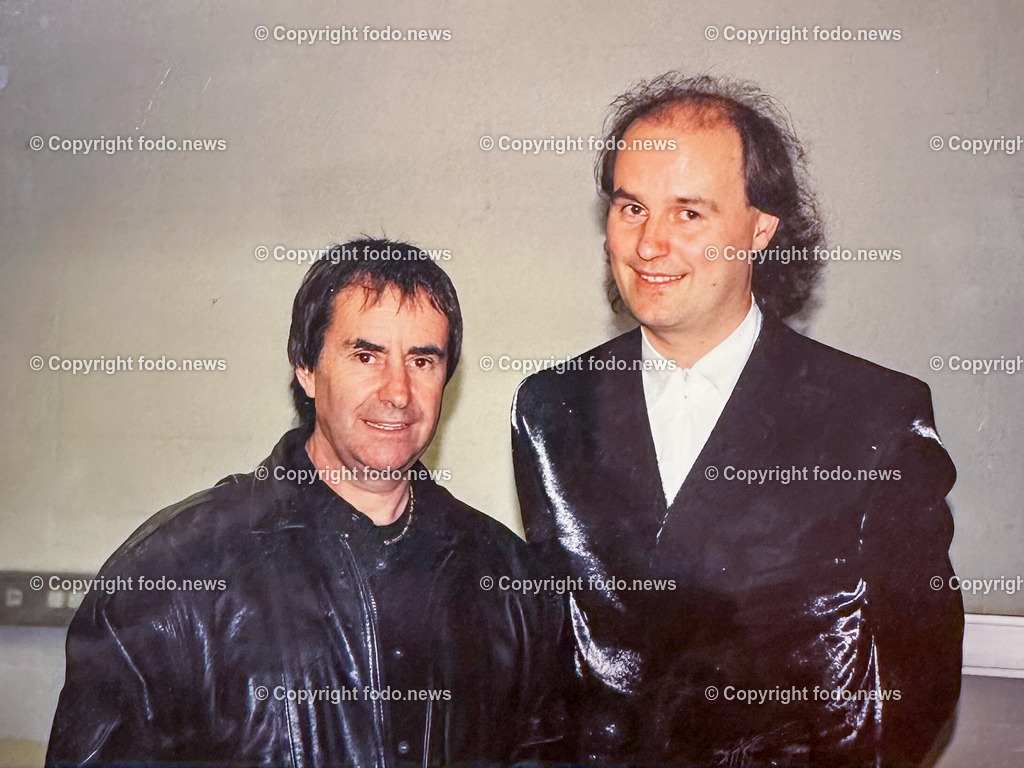 Peter Rieser_ 30.09.2023-7 | 30.09.2023, Linz, AUT, Peter Rieser, im Bild Peter Rieser (Inhaber  Ing. N. Rieser Installationen Linz) mit Chris de Burgh - REPRO