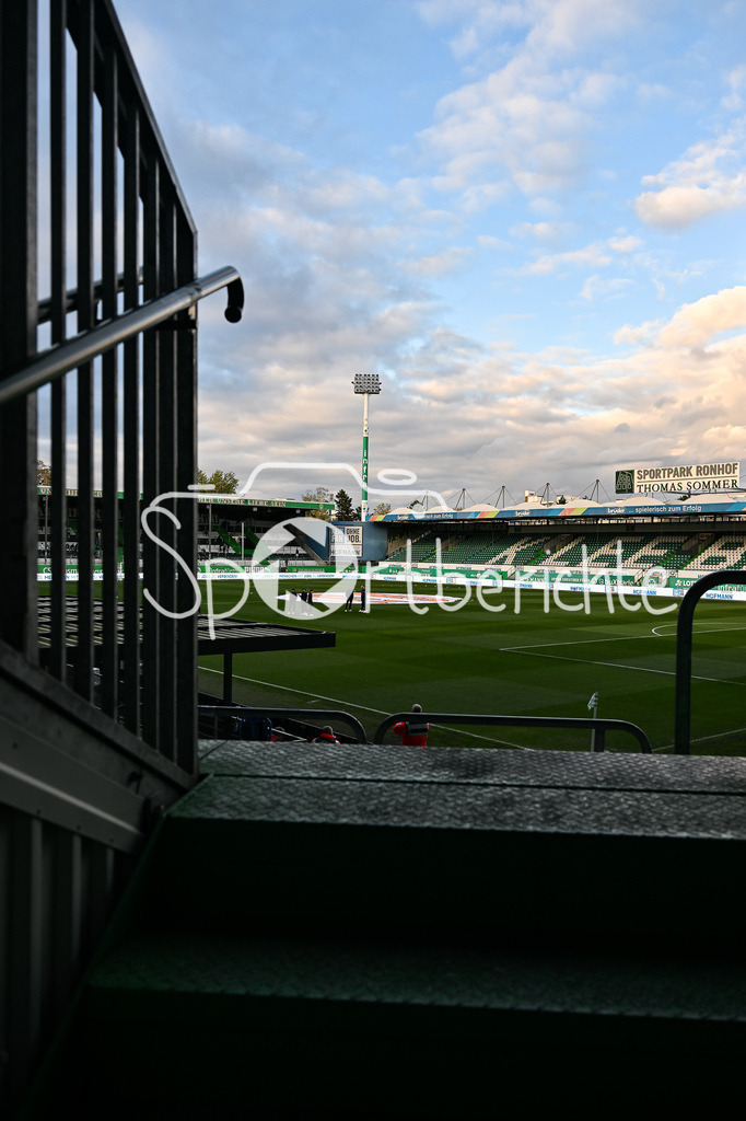 SpVgg Greuther Fürth - Karlsruher SC | FUERTH, GERMANY - OCTOBER 24: the Stadium before the 2. bundesliga match between SpVgg Greuther Fuerth vs. Karlsruher SC on matchday 10 at Sportpark Ronhof Thomas Sommer on October 24, 2025 in Fuerth, Germany