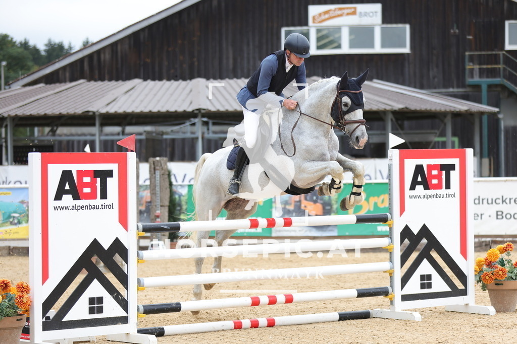 0P6A7508 | Willkommen bei Brunnmayr - Design & Fotografie – Ihrem Spezialisten für Reitturniere und Pferdeveranstaltungen in Oberösterreich, Salzburg und Bayern! Seit über 17 Jahren sind wir leidenschaftlich dabei.