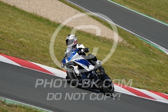 2025_05_12_PBK_13691 | Sportfotografie; SlowMotion; Video; Rennstrecke; Hafeneger; Speer; Racing; RSE; BMW; CBO; Trackday; Motorsportarena; Hockenheimring; Brno; Most; Barcelona; Valencia