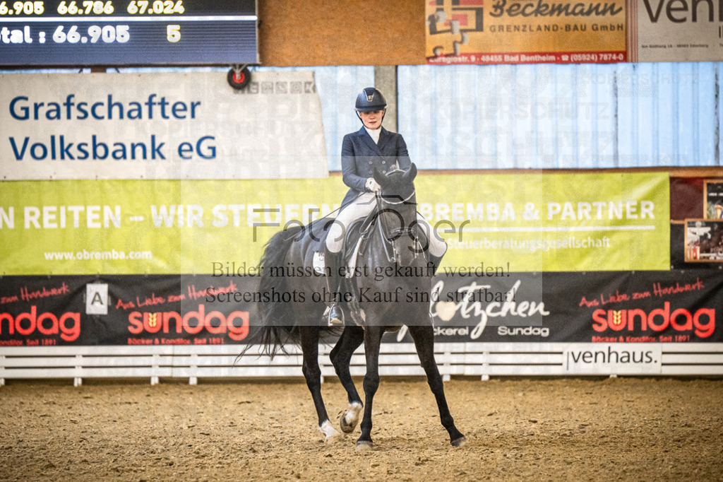 DOS_4785 | Entdecke hochwertige Reitturnierfotos von Foto Oger. Professionell, emotional und authentisch – jetzt Lieblingsmomente im Shop bestellen.Deutschlandweite Turnierfotografie. - Realisiert mit Pictrs.com