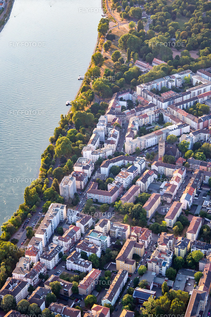 Ortsansicht | Luftbild: Ortsansicht im Ortsteil Lindenhof in Mannheim im Bundesland Baden-Württemberg in Deutschland. Foto: IMG_137196.jpg vom 24.06.2023 durch Werner Riehm/FLY-FOTO.de - Realisiert mit Pictrs.com