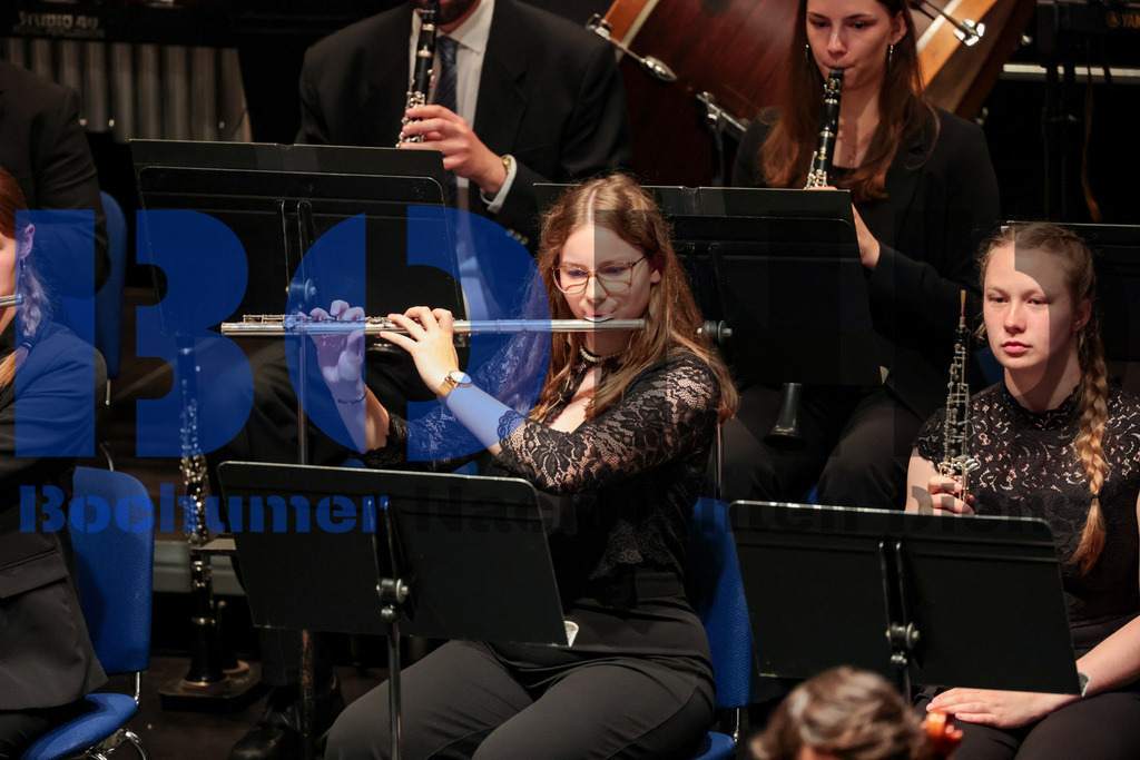 Maerkisches Jugendsinfonieorchester (MJO) {date} -  | {headline}(Foto: Sebastian Sendlak / BOND) - Realisiert mit Pictrs.com