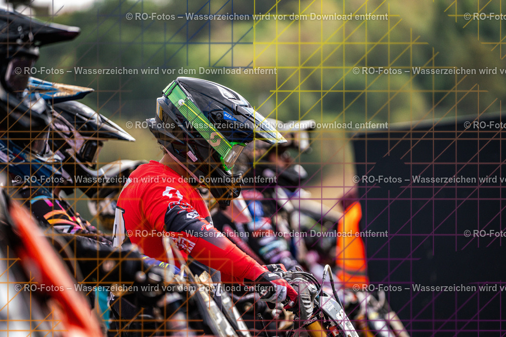 Sechshelden 2026 Sonntag  -2360 | Sportfotografie von RO-Fotos: Motorsport, Motocross, Enduro, Laufveranstaltungen und Triathlon. Professionelle Fotos von Sportlern und Events. - Realisiert mit Pictrs.com
