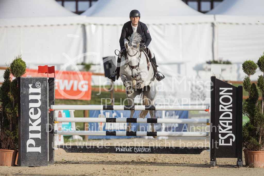 220728_BHO_ST_M1-Spr_2-823 | Deine schönsten Turniermomente als professionelle Fotos! Entdecke hochwertige Pferdesport-Fotografie im Online-Shop. Jetzt Fotos finden & bestellen!