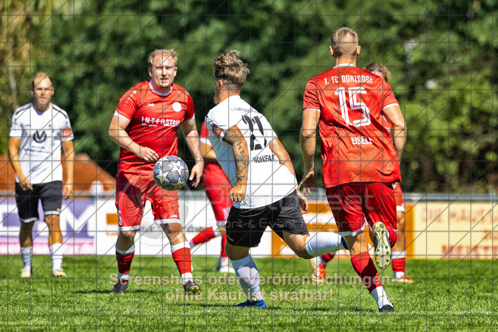 20260906_130811_0081-Bearbeitet_(c)_by_PhotoPeet | #,1.FC Donzdorf II (rot) vs. SGM Jebenhausen-Bezgenriet (weiß), Fußball, Kreisliga A3 - Bezirk Neckar/Fils, 02. Spieltag, Saison 2026/2027, Rasenplatz Lautertal Stadion, Süßener Straße 16, 73072 Donzdorf, 06.09.2026 - 13:00 Uhr,Foto: PhotoPeet / Sport- &amp; Eventfotografie / Peter Harich