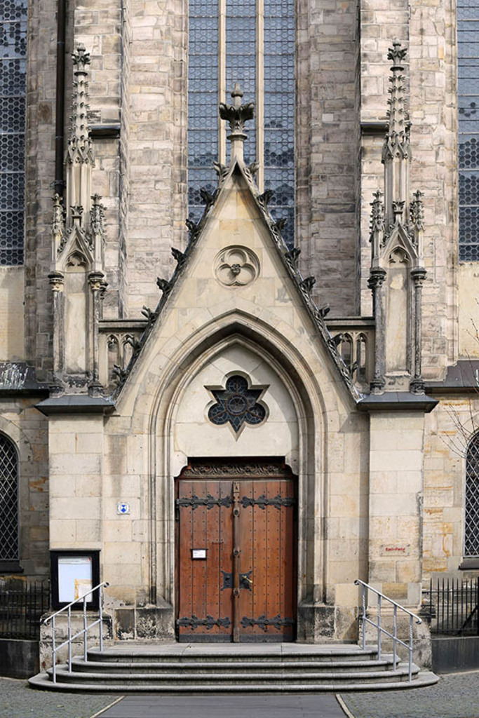 Foto: Leipzig - Thomaskirche | Das Team hinter BILDLEXIKON LEIPZIG bündelt historische wie aktuelle Informationen über die Stadt Leipzig in Text und Bild auf einer Plattform und stellt diese der interessierten Öffentlichkeit zur Verfügung.