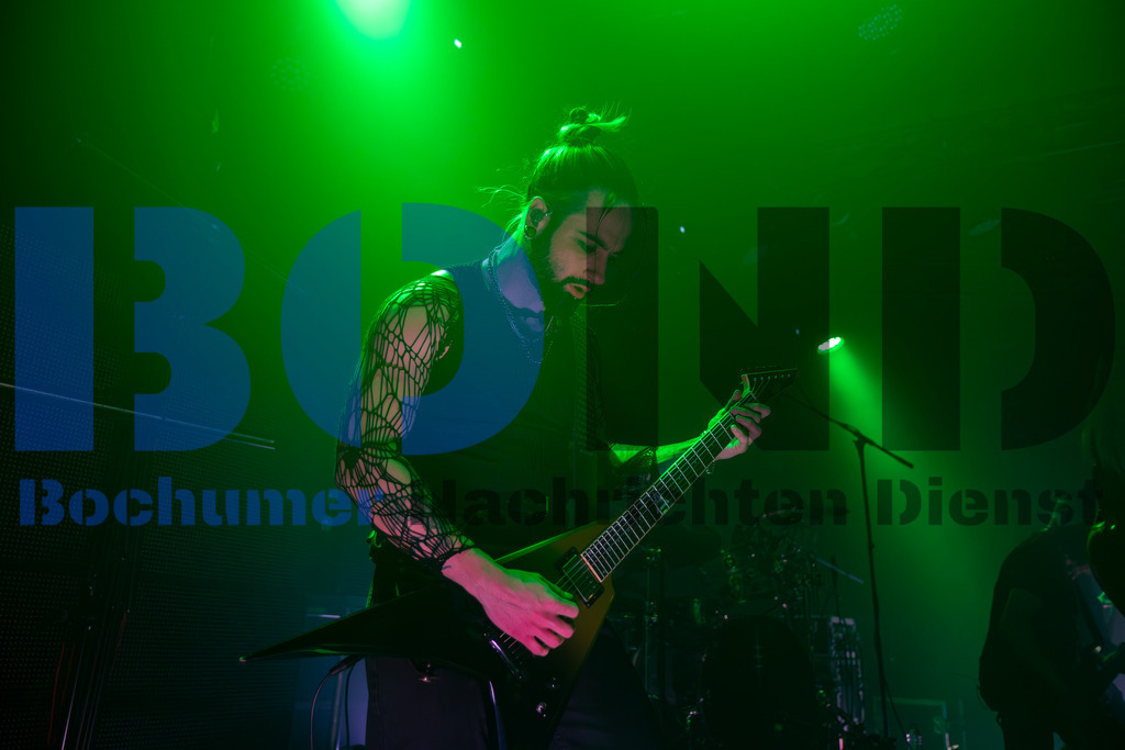 SES_ENIKOL20250501-18 | bond - Realisiert mit Pictrs.com