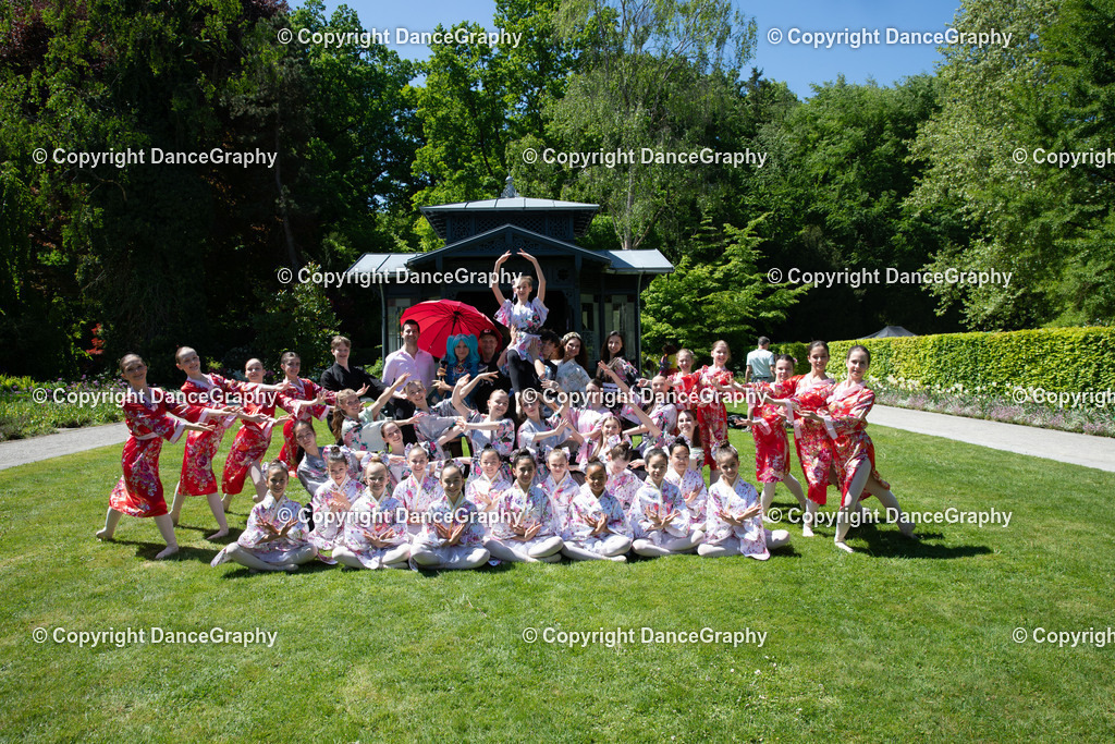 GPHY3841 | DanceGraphy - Realisiert mit Pictrs.com