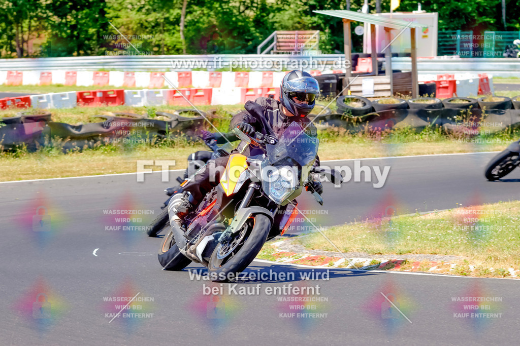 _MOT9320 | Hier findet Ihr Bilder von Touristenfahrten auf der Nürburgring Nordschleife oder von anderen Veranstaltungen die ich besucht habe. Viel Spass beim Durch Schauen 