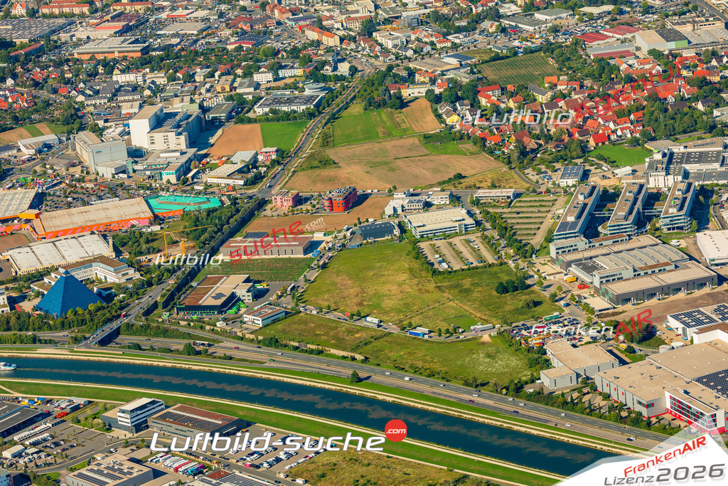 Schrägluftbild  Höfen  Nürnberg - Das Luftbild wurde 2025 vom UL-Flugzeug heraus erstellt ( keine Drohne ) - Hochauflösende Luftaufnahme -Nicht vergleichbar mit Google Maps oder Satelittenbilder- Die Geschenkidee !Mit Lizenz und Bildrechte bestellbar