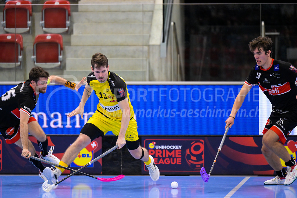 HC Rychenberg vs UHC Uster - 14. October 2022 | HC Rychenberg vs UHC Uster
AXA Arena, Winterthur
Claudio Mutter (#13 HC Rychenberg)
Bild: Sportfotografie Markus Aeschimann | www.markus-aeschimann.ch - Realisiert mit Pictrs.com