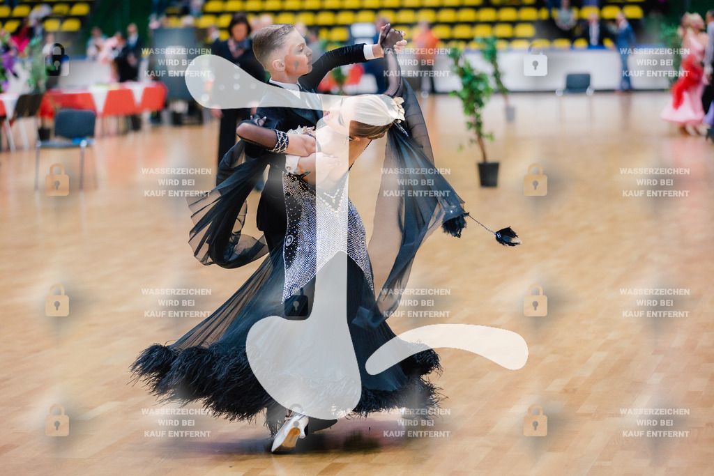 Hessen Tanzt WDSF Open Junior II Standard 2nd (204) Kristiyan Donchev _ Martina Kondaklieva (Bulgaria)-2025-05-17-7744 | Webshop for digital downloads and prints of dance sport, event & show photographer Julian Link - Realisiert mit Pictrs.com