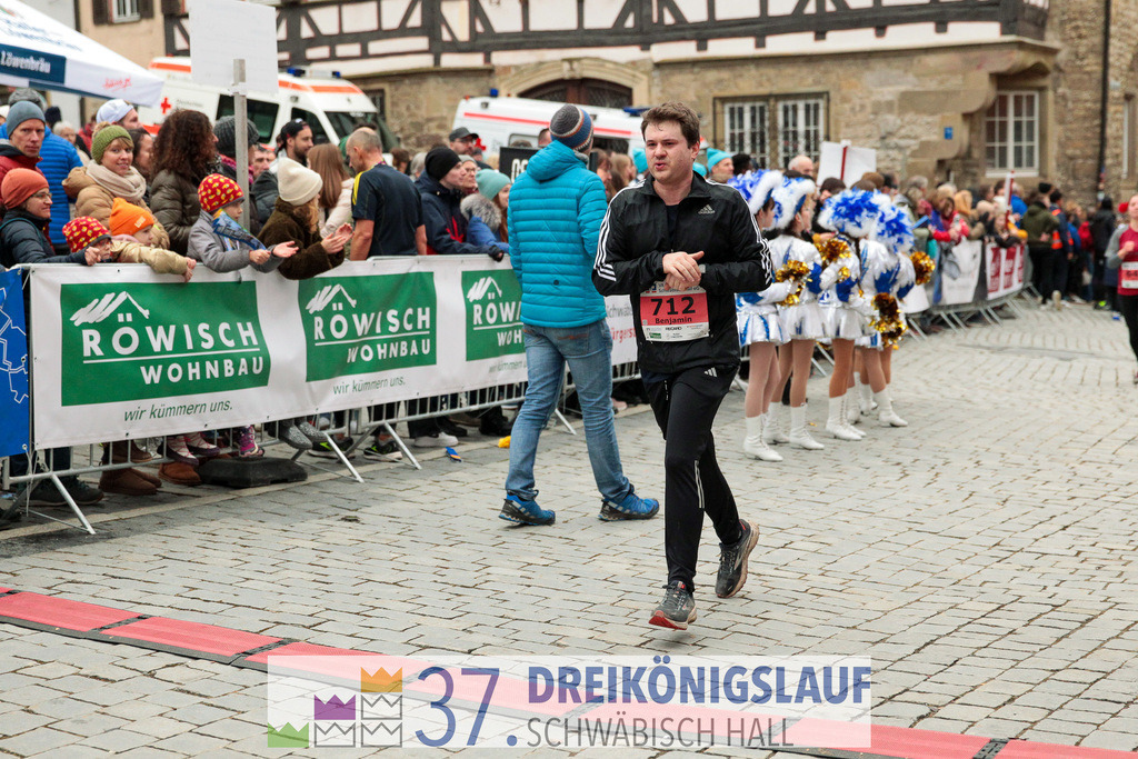VR Bank Hauptlauf 10000m | 3 Koenigslauf 2023 - Realisiert mit Pictrs.com