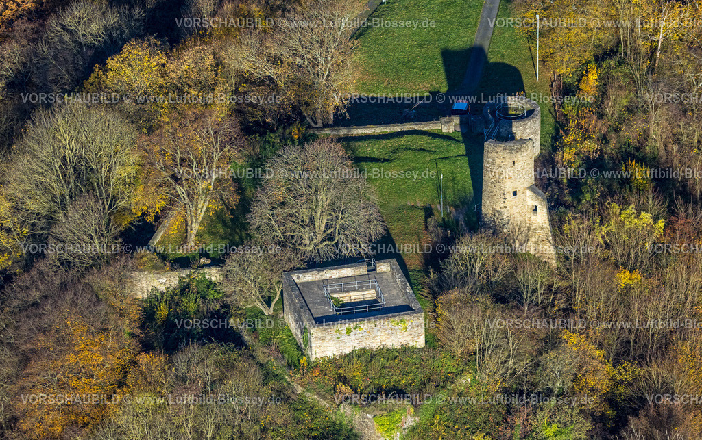 Wetter251103869-2 | Luftbild, Burgruine Volmarstein mit Denkmal und Gedenkstätte für gefallene Söhne, herbstliche Bäume, Volmarstein, Wetter, Ruhrgebiet, Nordrhein-Westfalen, Deutschland
