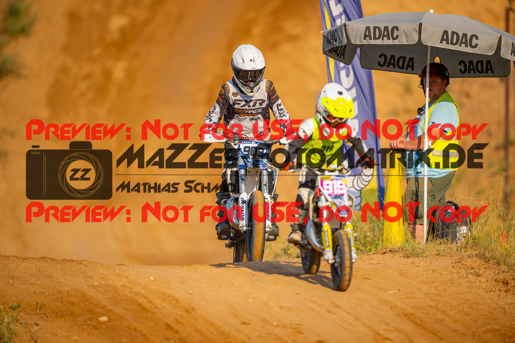 MaZZes-Fotomatrix-20260815-598915 | ROOKIES