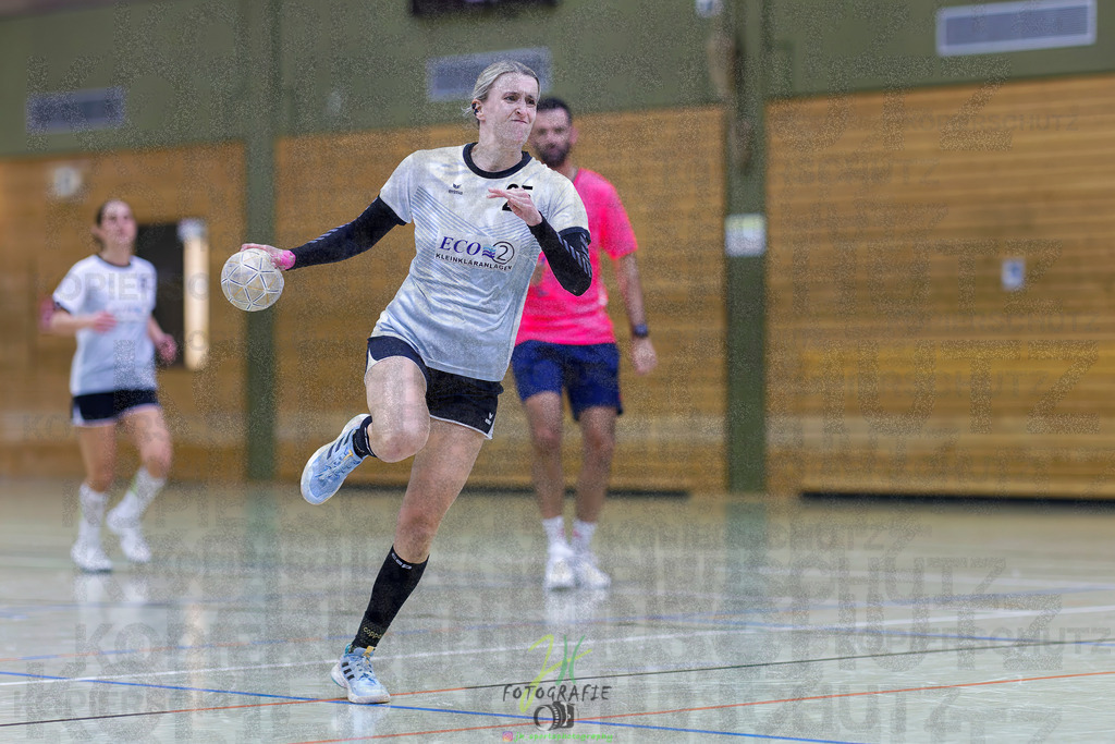 Frauen Oberliga Mitte (HHV); HSG Eibelshausen/Ewersbach - HSG Linden | Frauen Oberliga Mitte (HHV); HSG Eibelshausen/Ewersbach - HSG Linden am 15.11.2025 in Eibelshausen (Holderberghalle)Photo © 2025 - Jörg Heinrich - Realisiert mit Pictrs.com