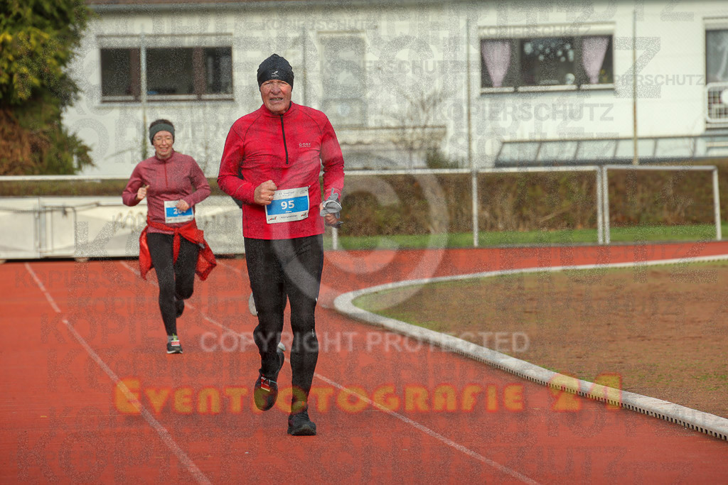 230129_1126_EX1_4905 | Sportfotografie im Rhein-Sieg Kreis, Köln, Bonn, NRW, Rheinland Pfalz, Hessen, etc. Unser Tätigkeitsfeld umfasst den Laufsport vom Volkslauf über den Marathon, Duathlon, Triathon bis zum Ultralauf wie Kölnpfad Ultra oder Schindertrail.