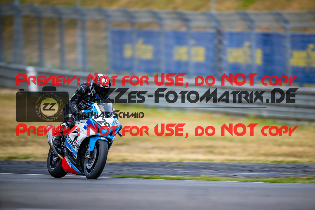 MaZZes_FotoMatrix_230719_2091 | WEISS