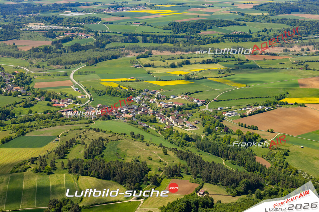 Luftaufnahme von Unterwiesenacker Velburg Bild- Das Luftbild wurde 2025 vom UL-Flugzeug heraus erstellt ( keine Drohne ) - Hochauflösende Luftaufnahme -Nicht vergleichbar mit Google Maps oder Satelittenbilder- Die Geschenkidee !Mit Lizenz und Bildrechte bestellbar