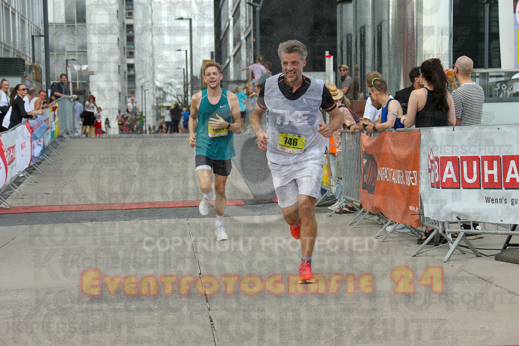 250920_1517_EX1_8748 | Sportfotografie im Rhein-Sieg Kreis, Köln, Bonn, NRW, Rheinland Pfalz, Hessen, etc. Unser Tätigkeitsfeld umfasst den Laufsport vom Volkslauf über den Marathon, Duathlon, Triathon bis zum Ultralauf wie Kölnpfad Ultra oder Schindertrail.