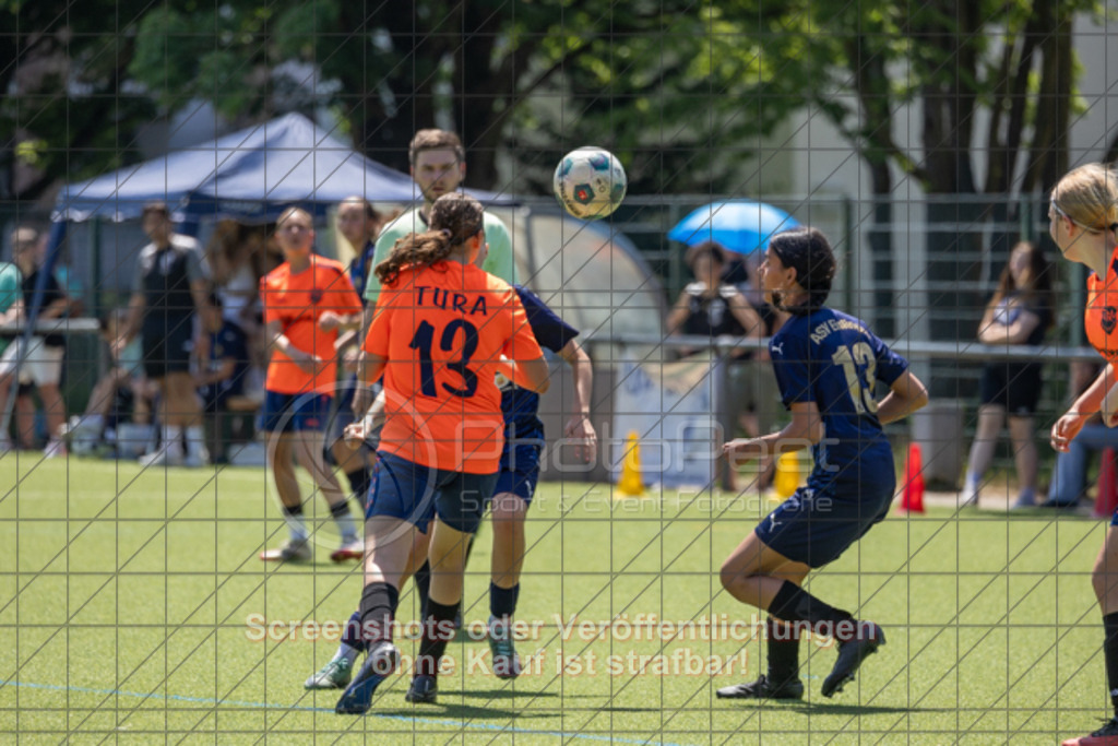 20250622_142551_0272 | #,ASV Eislingen (blau) vs. Tura Untermünkheim (orange), Fussball, Aufstiegsspiel in B-Juniorinnen-VS Nord Runde 2 - WfV, Saison 2024/2025, Kunstrasensportplatz im Ösch, Staufeneckerstraße, 73054 Eislingen, 22.06.2025 - 14:00 Uhr,Foto: PhotoPeet-Sportfotografie/Peter Harich