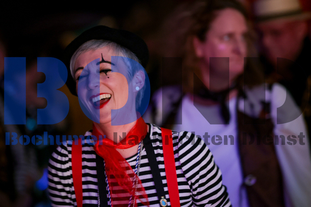 SES_GROBOKA20250208-52 | bond - Realisiert mit Pictrs.com