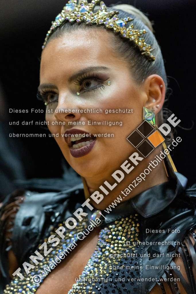20230114-12967 | Hier finden Sie Tanz Bilder vom Latein und Standard Formationen tanzen. Sportbilder vom Tanzsport. Schöne Fotos und von Weltmeisterschaft, Europameisterschaft, Bundesliga, Regionalliga, Oberliga und Landesliga sowie von GOC Stuttgart, DanceComp, WM Bremen