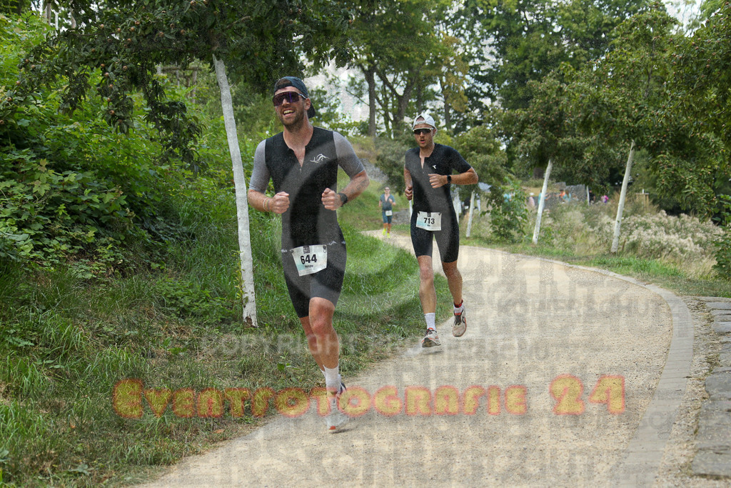 250824_1429_EX1_6400 | Sportfotografie im Rhein-Sieg Kreis, Köln, Bonn, NRW, Rheinland Pfalz, Hessen, etc. Unser Tätigkeitsfeld umfasst den Laufsport vom Volkslauf über den Marathon, Duathlon, Triathon bis zum Ultralauf wie Kölnpfad Ultra oder Schindertrail.