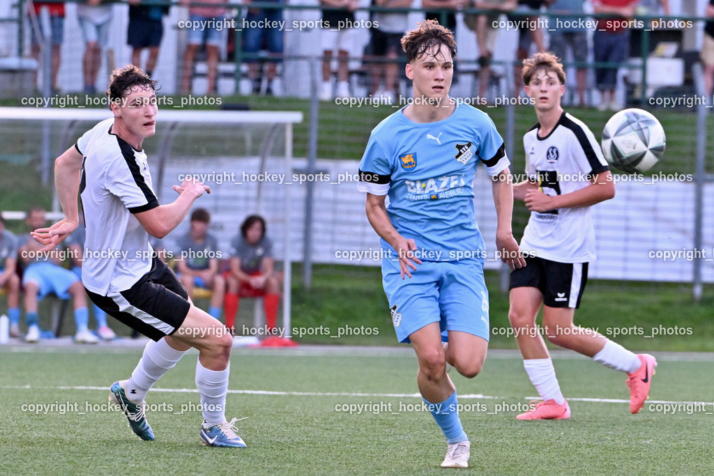 SV Spittal vs. SVG Bleiburg | #3 Killian Brandner SV Spittal, #30 Maximilian Trappitsch SVG Bleiburg, #31 Matthias Mitterdorfer SV Spittal, SV Spittal vs. SVG Bleiburg, SV Spittal vs. SVG Bleiburg am 14.08.2024 in Spittal an der Drau (Goldeck Stadion), Austria, (Photo by Bernd Stefan)