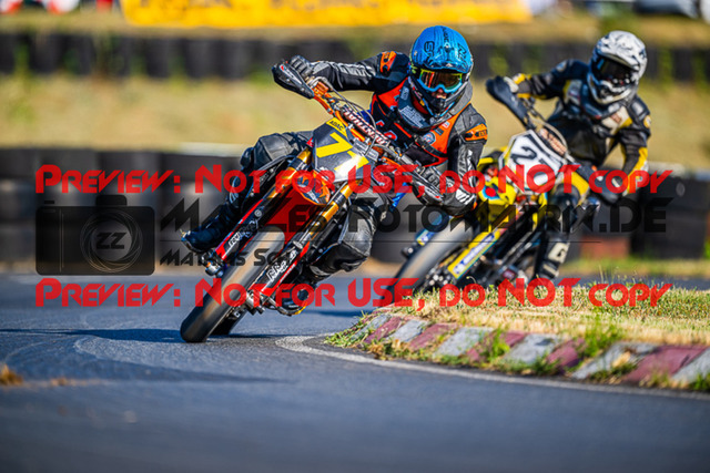 MaZZes_FotoMatrix_220529_4833 | Fotograf Mathias Schmid
Sportfotograf,
Eventfotograf,
Hochzeitsfotograf,
Portraitfotograf