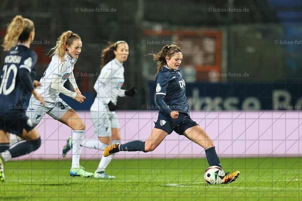 DFB-Pokal-Achtelfinale: VfL Bochum Frauen - TSG Hoffenheim 0:5 | Im Achtelfinale des DFB-Pokals der Frauen unterlag der VfL Bochum der TSG Hoffenheim aus der 1. Bundesliga mit 0:5. - Realisiert mit Pictrs.com
