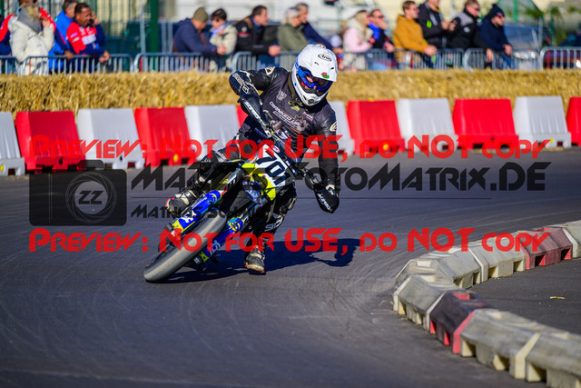 MaZZes_Fotomatrix_20241005_6021986_2220 | SENIOR