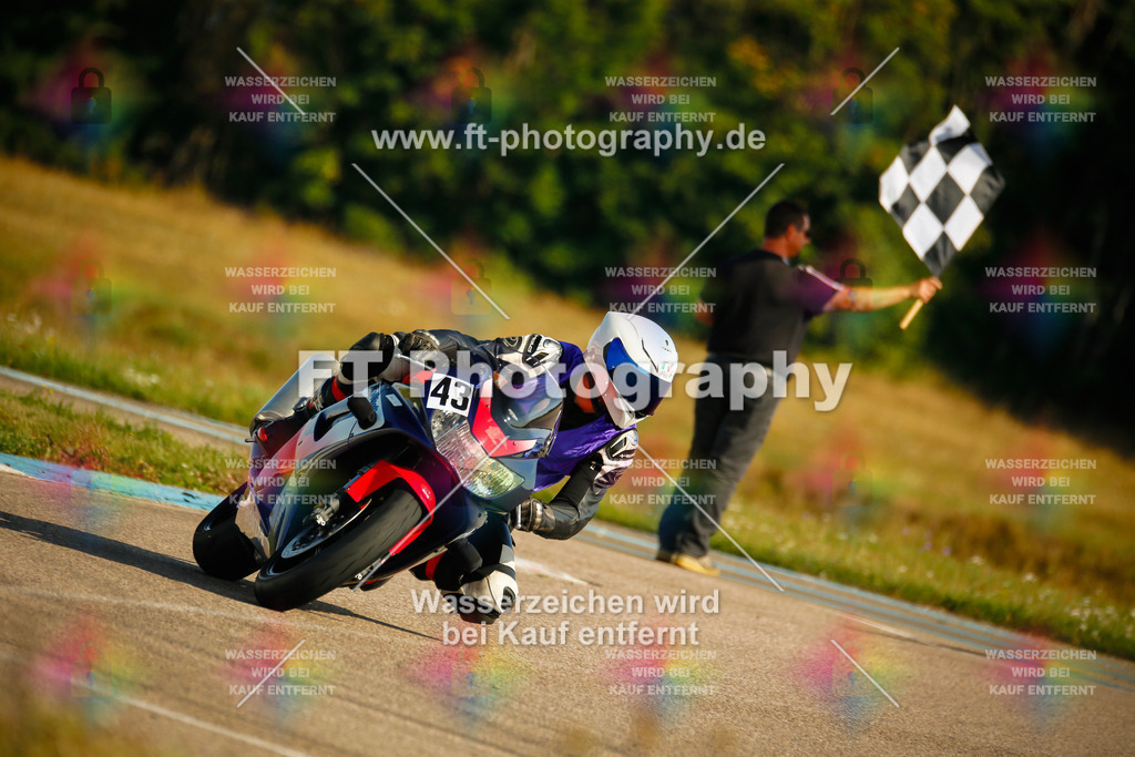 _MOT5732 | Hier findet Ihr Bilder von Touristenfahrten auf der Nürburgring Nordschleife oder von anderen Veranstaltungen die ich besucht habe. Viel Spass beim Durch Schauen 