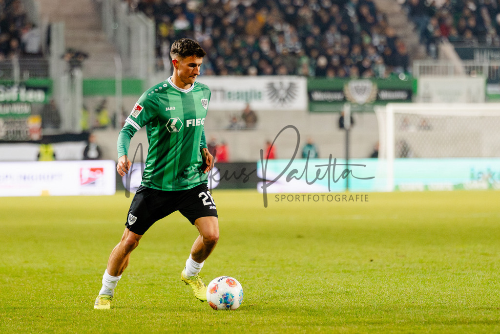 2. Bundesliga, Saison 2025/26, 15. Spieltag: SC Preußen Münster - Hannover 96 | Münster, 05.12.2025: 2. Bundesliga, 15. Spieltag, SC Preußen Münster gegen Hannover 96 im LVM-Preußenstadion in Münster. Foto: sportfotografie.ms | Markus Paletta - Realisiert mit Pictrs.com