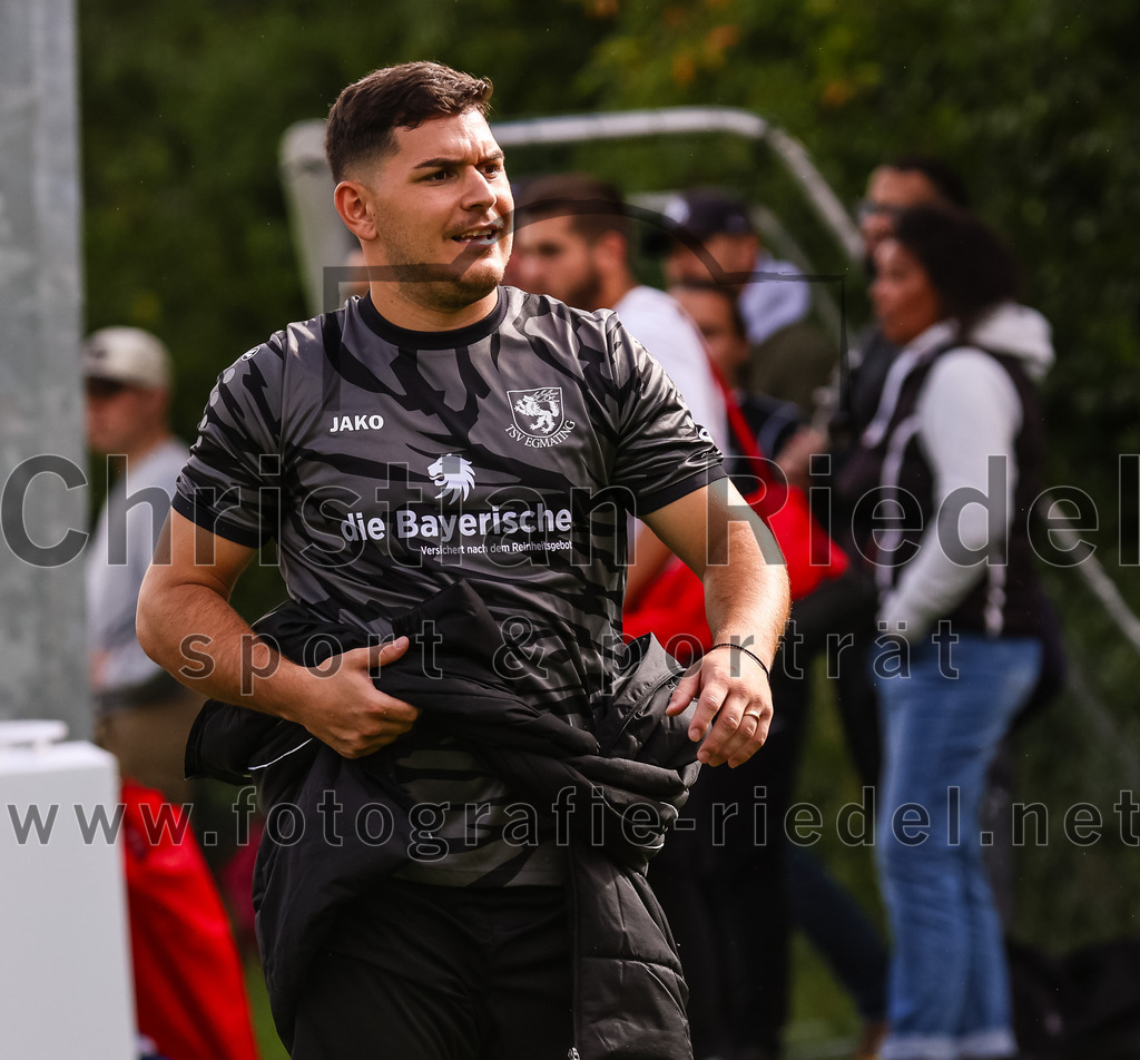 2023-08-27_043_TSV_Egmating_II_gegen_SG_Grasbrunn-Haar_II | Egmating, Deutschland, 27.08.2023:
Fußball, B-Klasse 2023 / 2024, 2. Spieltag, TSV Egmating II gegen (SG) Grasbrunn / Haar II, Endergebnis: 1:2

Foto: Christian Riedel / fotografie-riedel.net