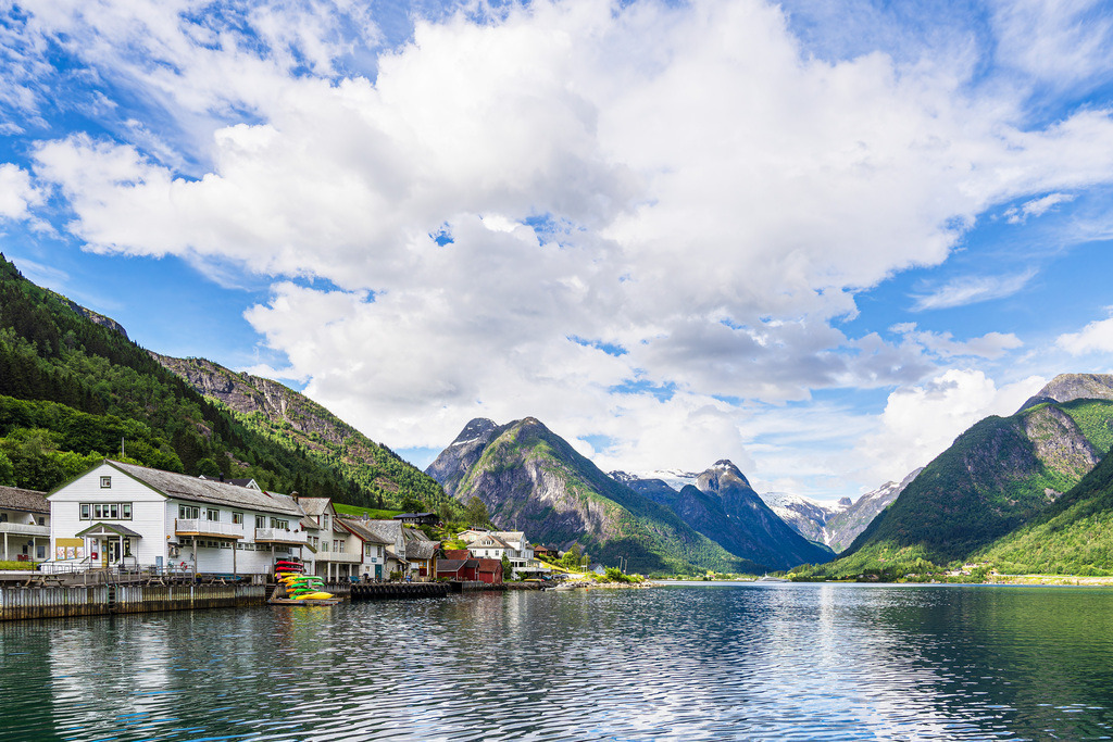 Blick über den Fjærlandfsjord in Norwegen | Blick über den Fjærlandfsjord in Norwegen.