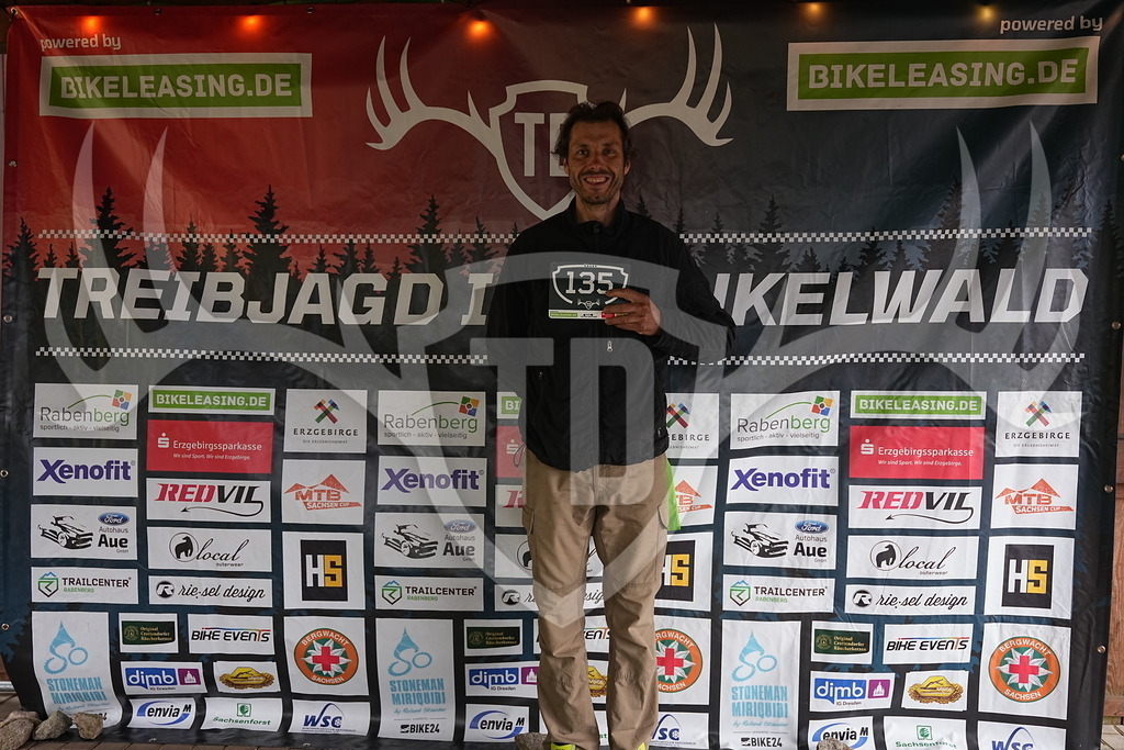 A1_09458 | Fotogalerie der Treibjagd im Dunkelwald - Dein MTB Etappenrennen im Erzgebirge - Realisiert mit Pictrs.com