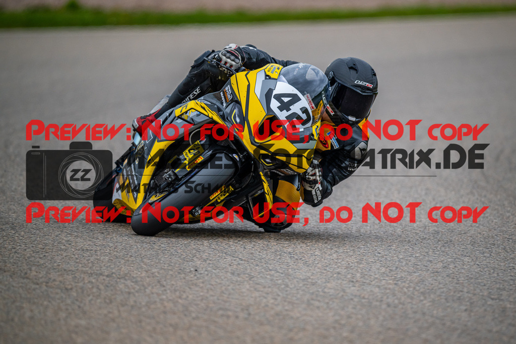MaZZes_FotoMatrix_240503_6007705_0895 | STK1000