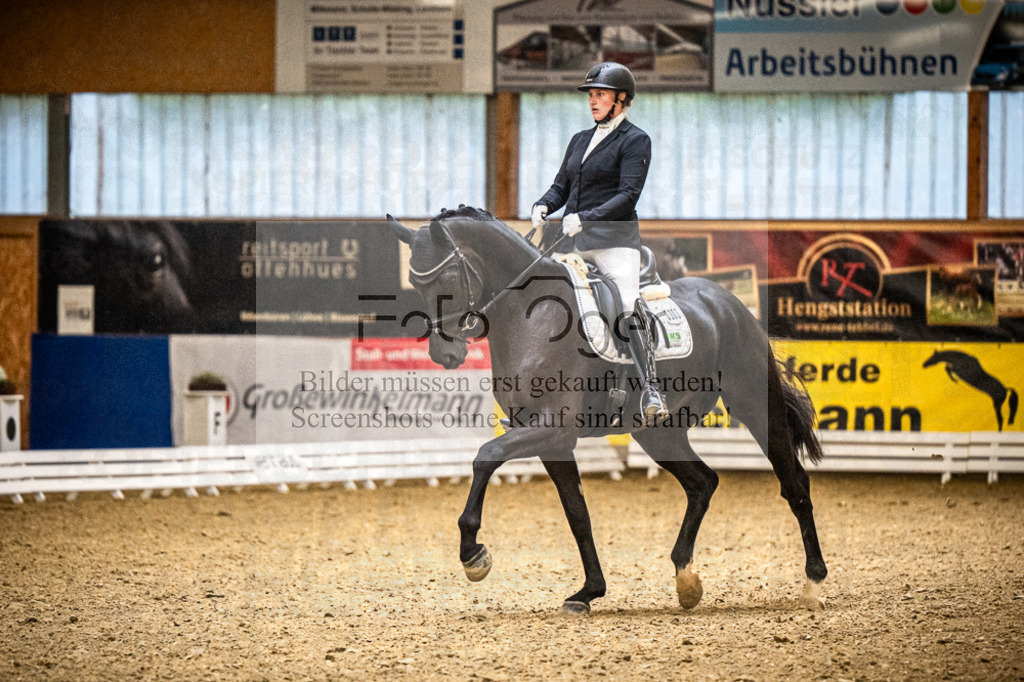 DOS_1234 | Entdecke hochwertige Reitturnierfotos von Foto Oger. Professionell, emotional und authentisch – jetzt Lieblingsmomente im Shop bestellen.Deutschlandweite Turnierfotografie. - Realisiert mit Pictrs.com