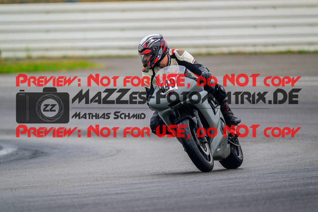 MaZZes_Fotomatrix_20240923_6007705_1010 | Fotograf Mathias Schmid
Sportfotograf,
Eventfotograf,
Hochzeitsfotograf,
Portraitfotograf