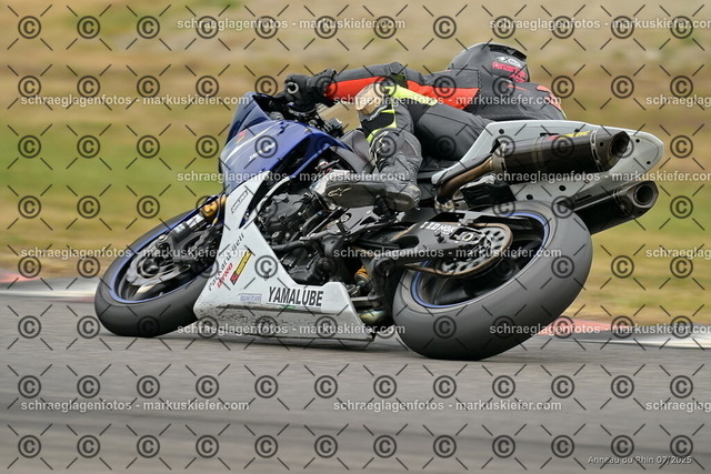25bt05-1398 | markuskiefer.com - Realisiert mit Pictrs.com