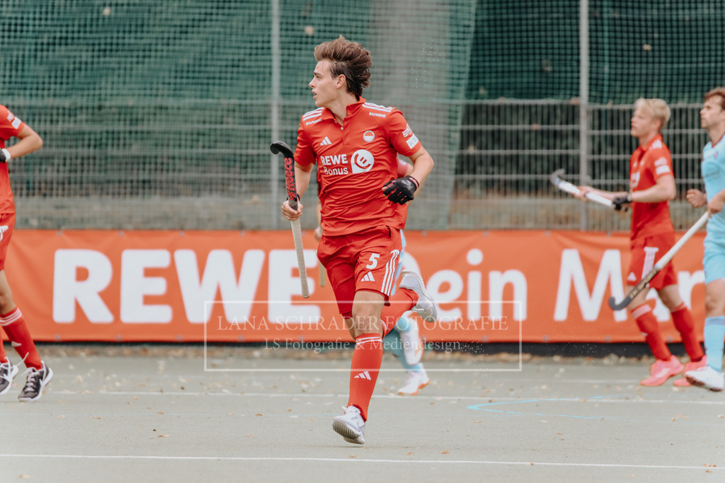 Herren_Bundesliga_02_F_RWK-UHC_21.09.25_Köln (322 von 471) | lanaschraderfotografie - Realisiert mit Pictrs.com