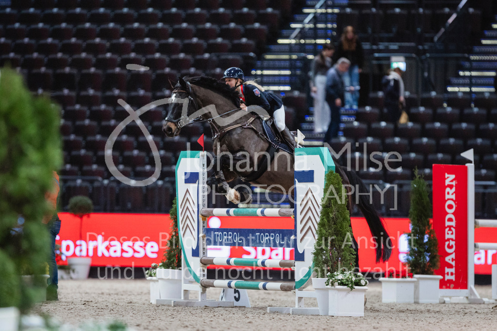 240120_Leipzig_AmateurSmall-133 | Deine schönsten Turniermomente als professionelle Fotos! Entdecke hochwertige Pferdesport-Fotografie im Online-Shop. Jetzt Fotos finden & bestellen!