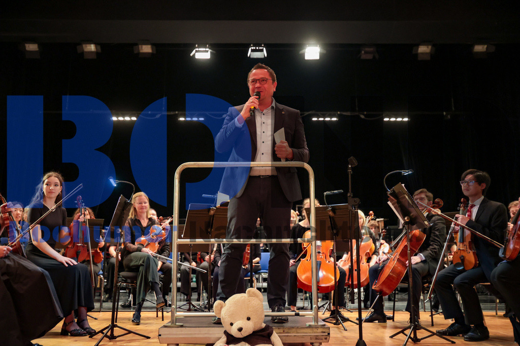 Maerkisches Jugendsinfonieorchester (MJO) {date} -  | {headline}(Foto: Sebastian Sendlak / BOND) - Realisiert mit Pictrs.com