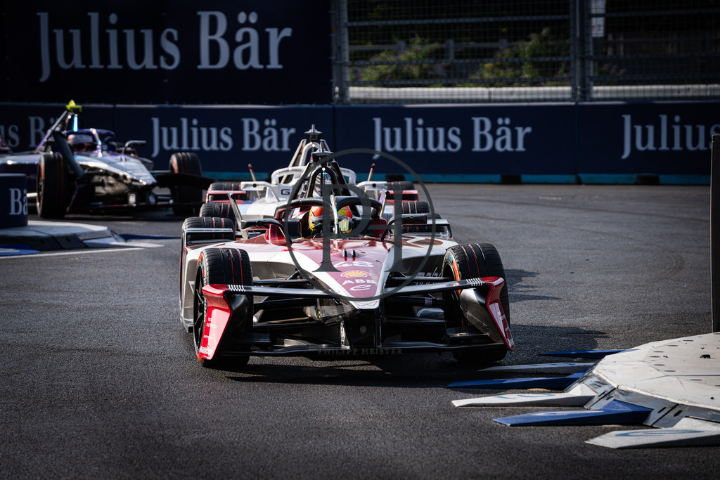 Formel E E-Prix London 2025 | ABB FIA Formula E Championship 2024/25 – Season finale in London, ExCeL London - Realisiert mit Pictrs.com